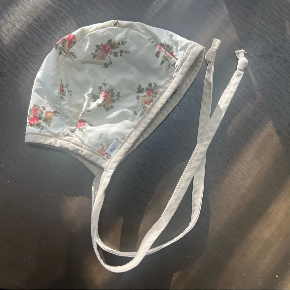 Sweet As April Reversible Floral Bonnet - Picture 5 of 8